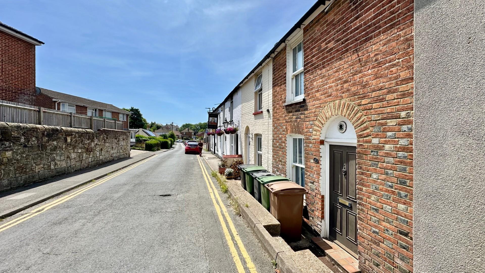 Middle Road, Hastings